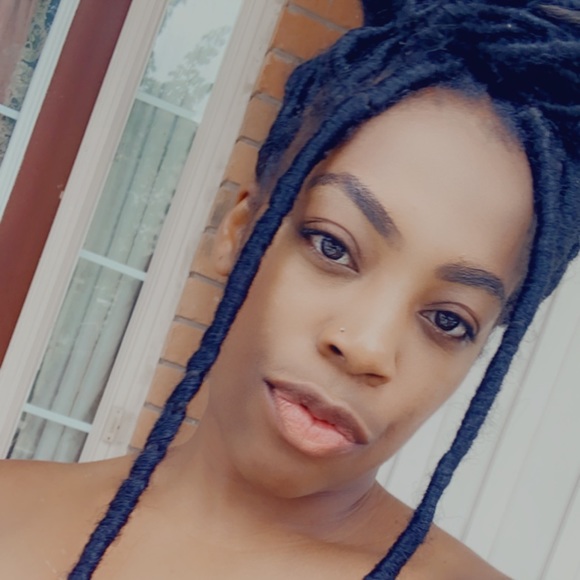 Meet your Posher, Shanece - Picture 1 of 1